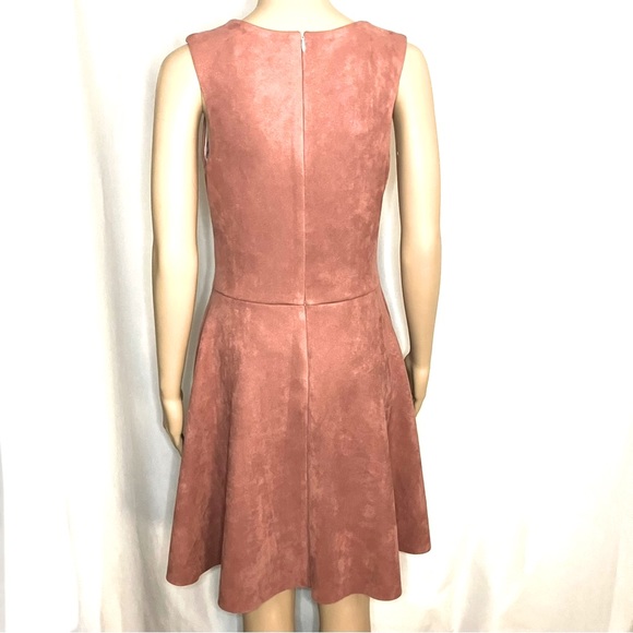 Stunning Design Lab Dress - Picture 4 of 6